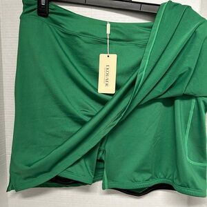 Ekouaer Kelly Green Athletic Skort New with flaw